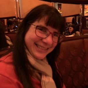 Meet your Posher, Lynne